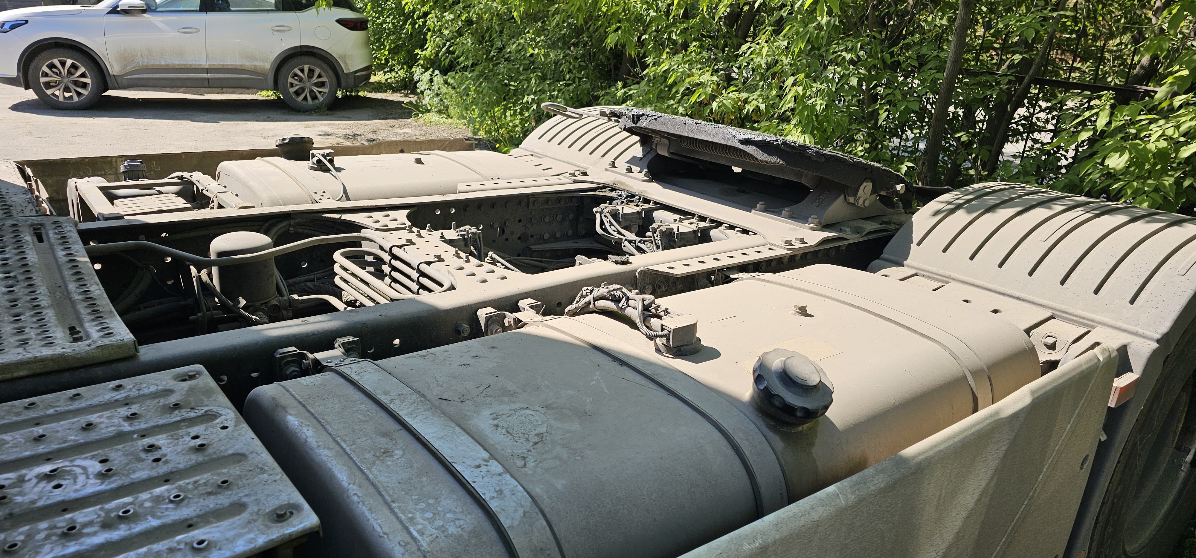 Foton AUMAN 4x2 Седельный тягач 2023 г. - фото 8